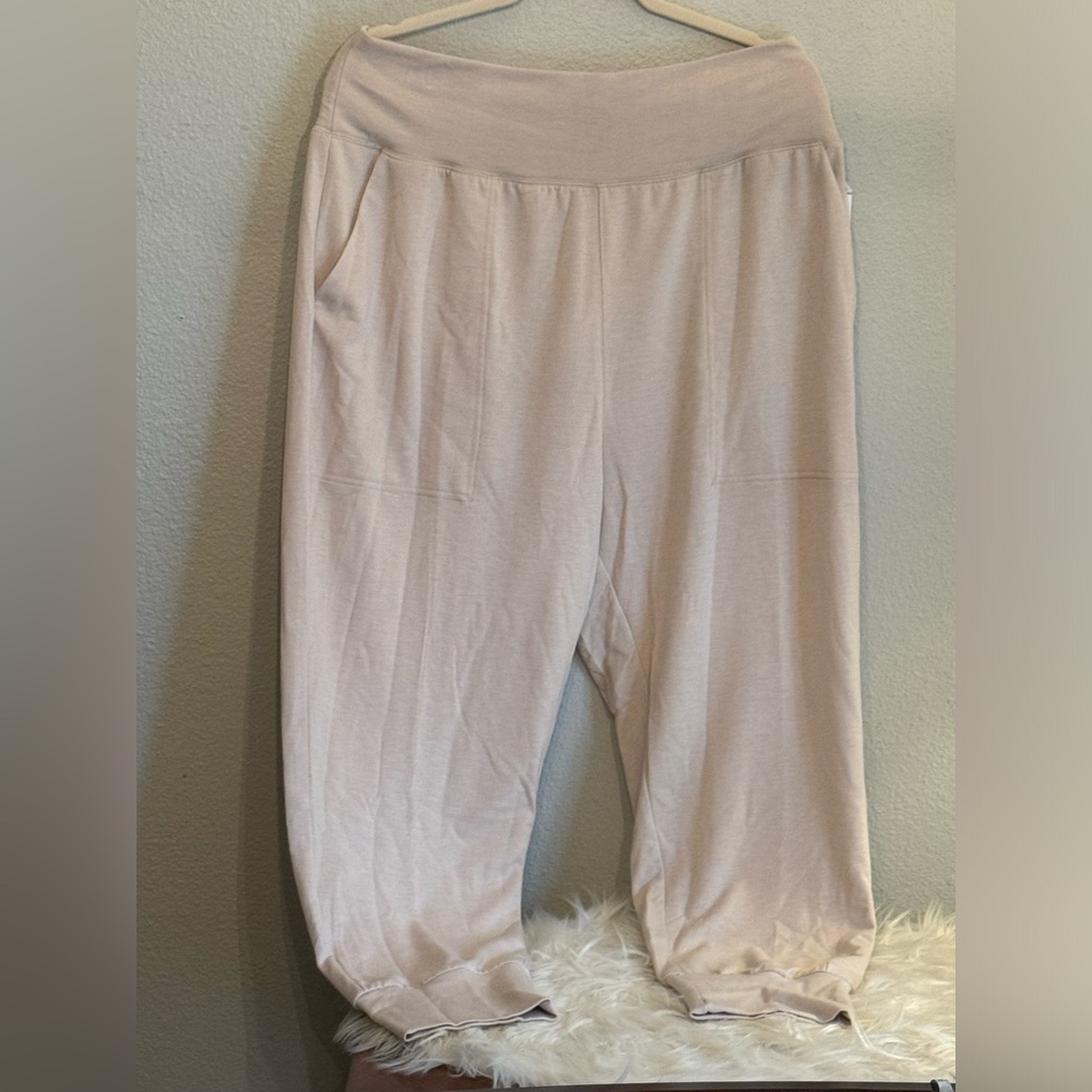 Zella Casual Cream Jogger Size L
